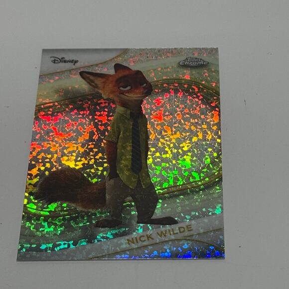 Disney Topps Chrome 2025 Nick Wilde Mini Diamonds Zootopia Exclusive - Picture 5 of 7